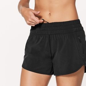 Lululemon Tracker V 4” Shorts Black Sz 6